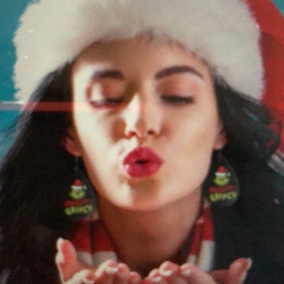 Ho Ho Ho Grinch earrings Christmas Grinch NEW - Picture 6 of 8